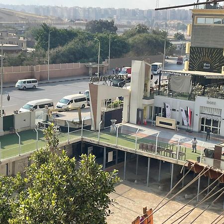 H100 Pyramids View Hostel Giza Bagian luar foto