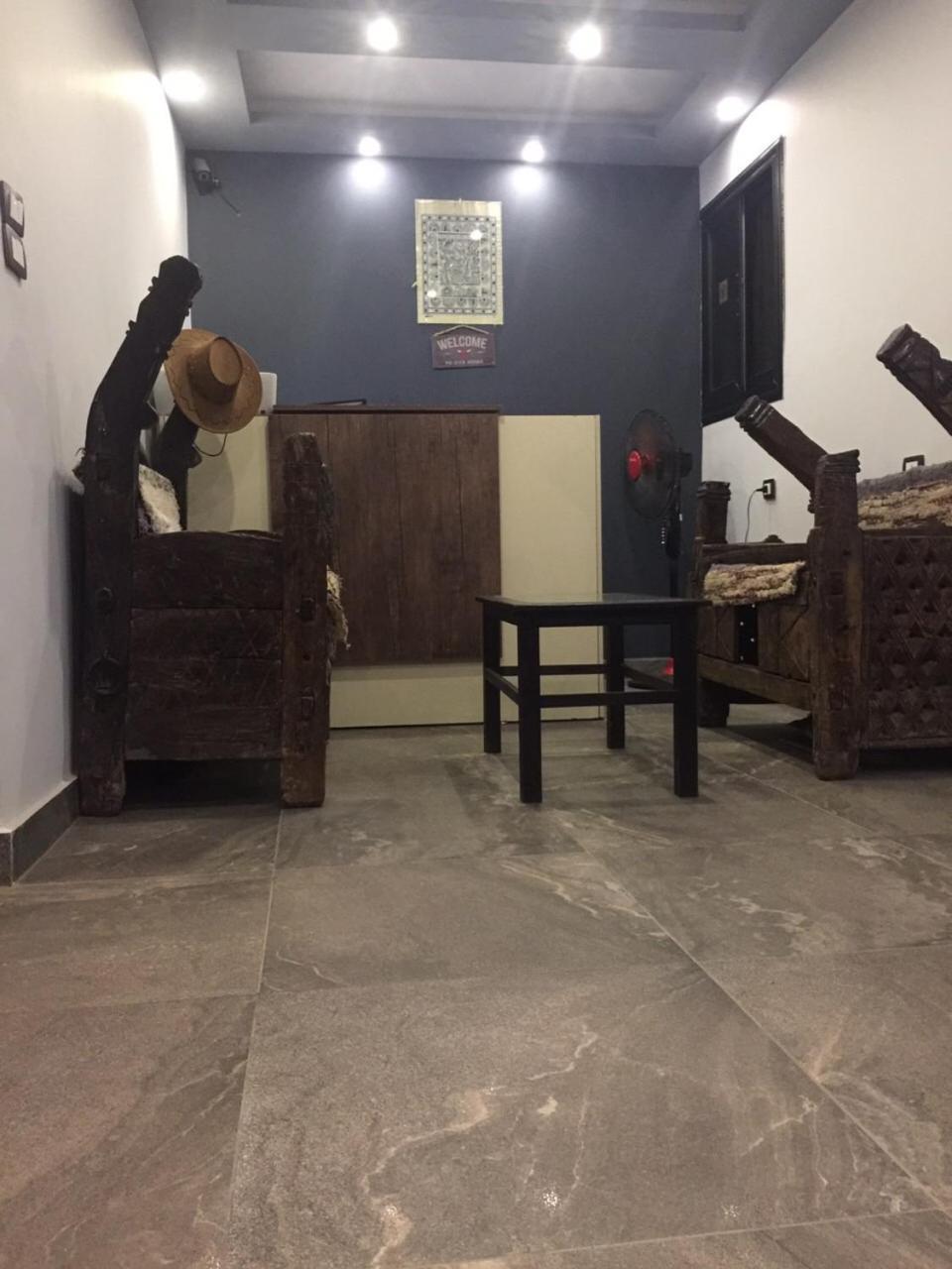 H100 Pyramids View Hostel Giza Bagian luar foto
