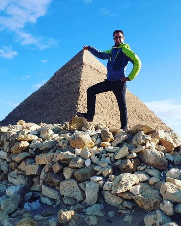 H100 Pyramids View Hostel Giza Bagian luar foto
